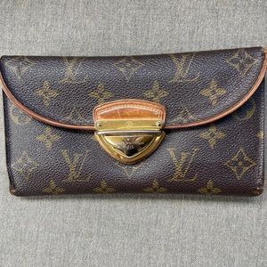 Louis Vuitton 💯 percent authentic wallet.